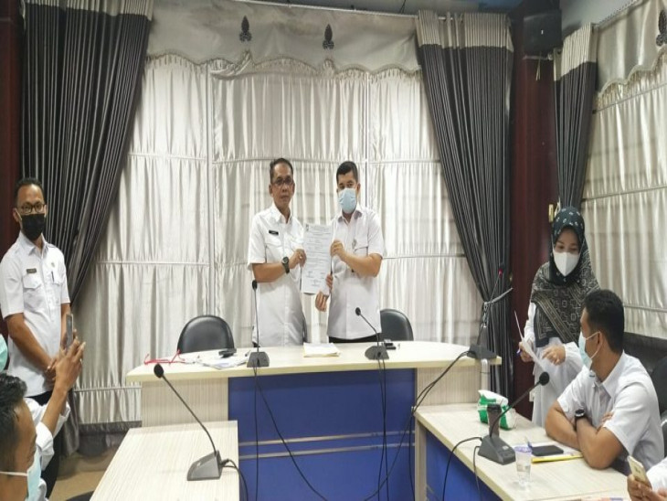 KEPALA BAPPEDA KAMPAR SERAH TERIMA JABATAN