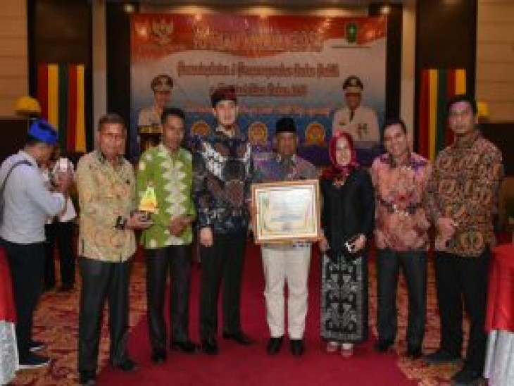 Kampar Raih Penghargaan KI Award 2019