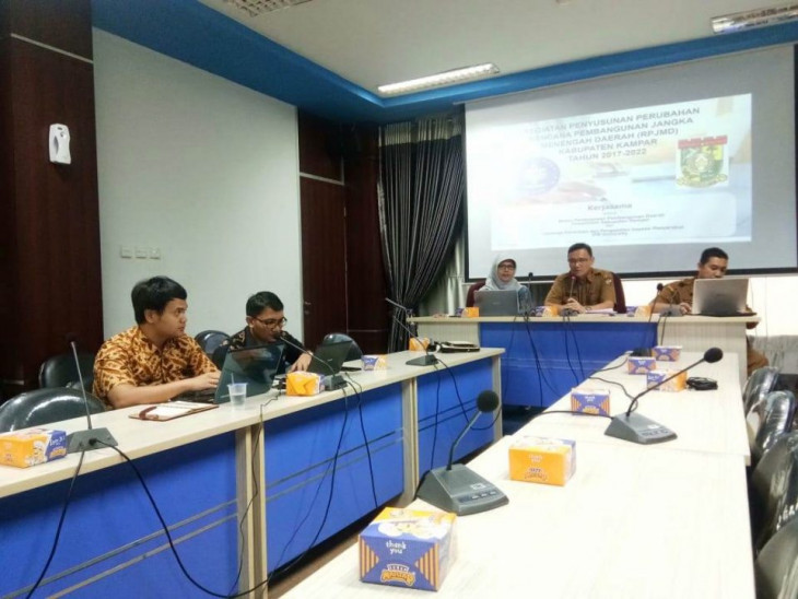 SUSUN PERUBAHAN RPJMD KAMPAR 2017-2022, BAPPEDA KERJASAMA DENGAN LPPM IPB