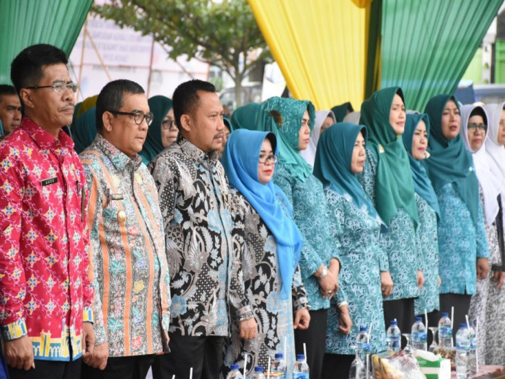 Bupati Kampar Kukuhkan Forum GenRe Kampar 2019-2021