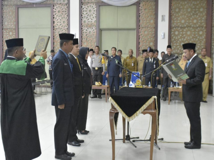 Bupati Kampar Lantik 66 Pejabat, Satu Orang Staf Bappeda Promosi