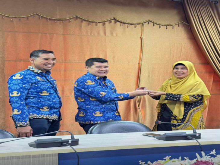 BAPPEDA KAMPAR LEPAS PURNA TUGAS DUA ASN